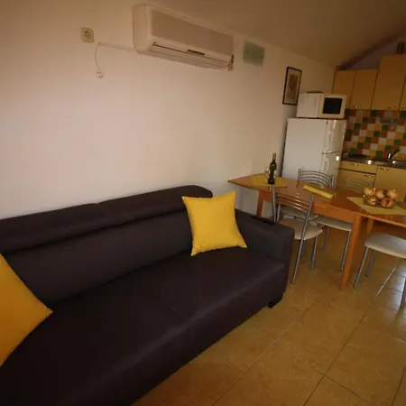 Guest house And By The Sea Sumartin, Brac - 5645 Sumartin